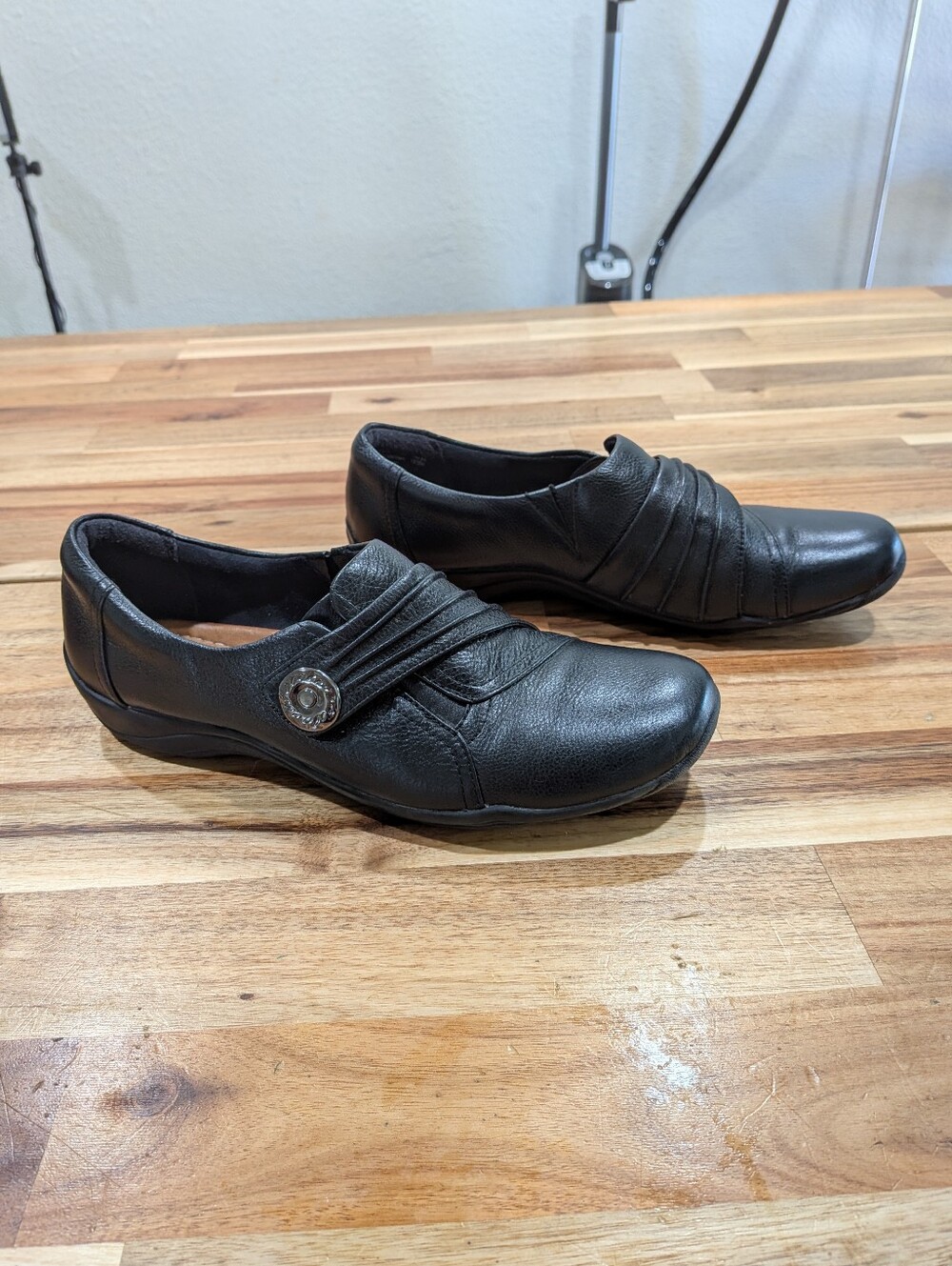 Clarks Artisan Flats Size 7.5M Black Leather Comfort Mary Jane Shoes Casual - Picture 3 of 9